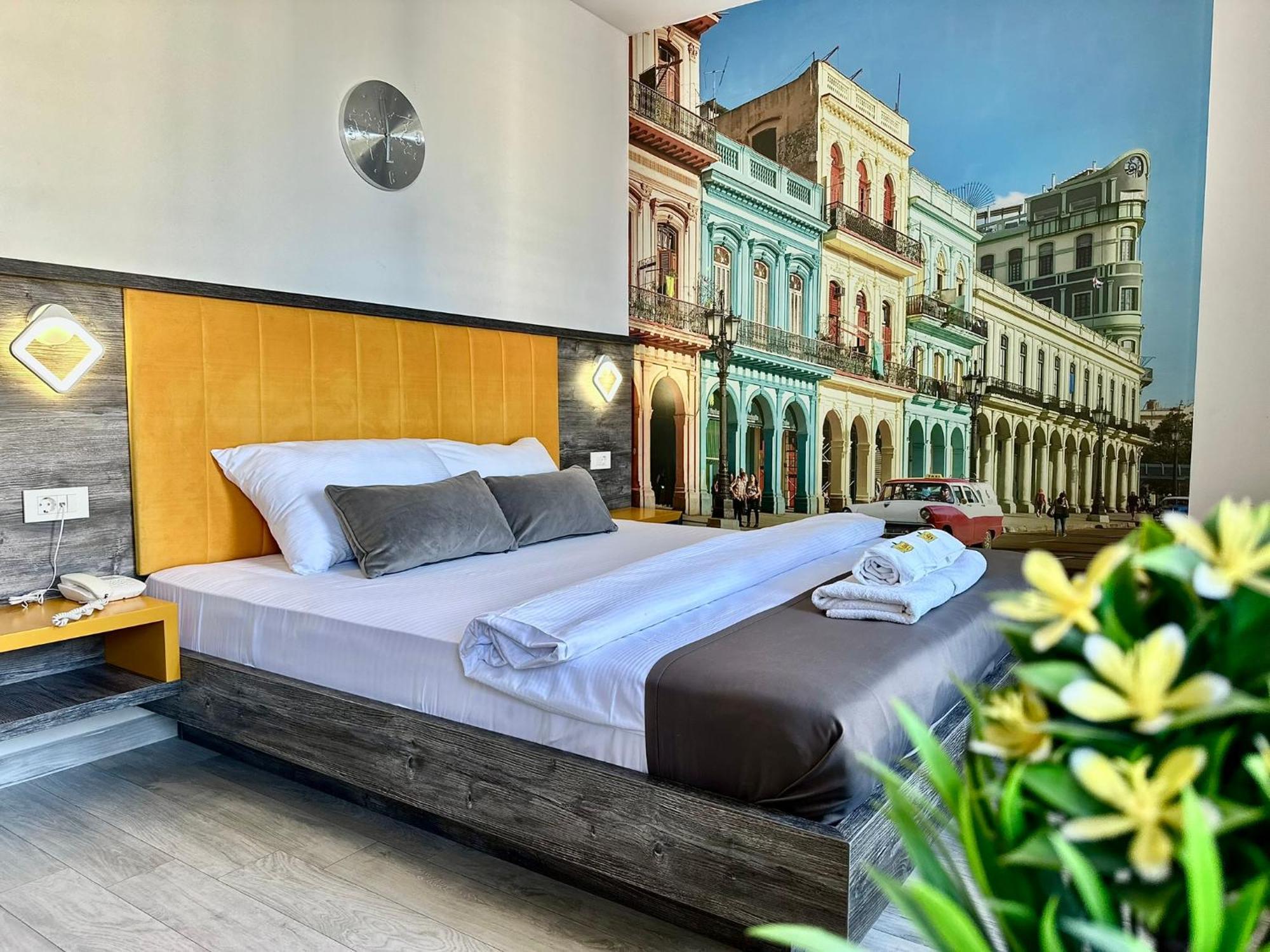 Hotel Del Medio Sutomore Luaran gambar