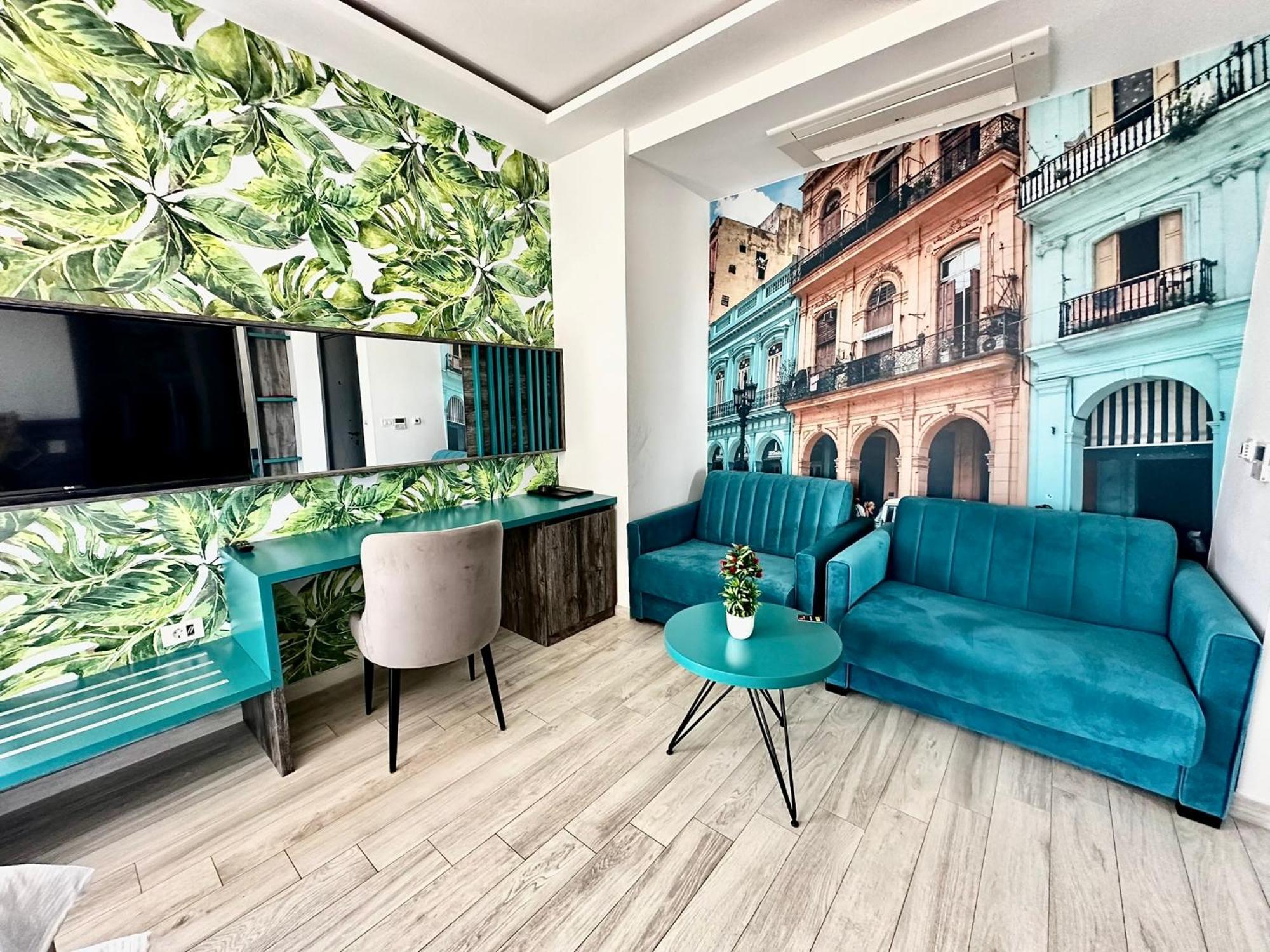 Hotel Del Medio Sutomore Luaran gambar
